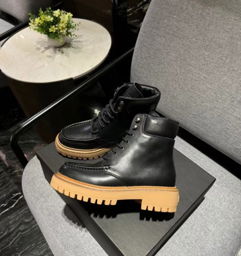 Pra*a boots